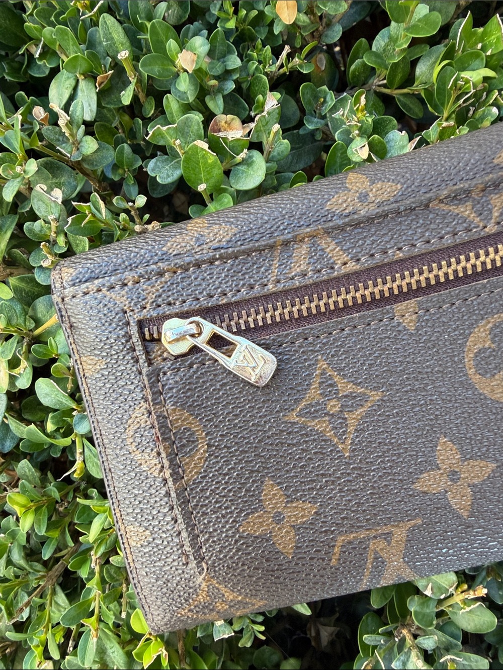 Louis Vuitton Monogram Continental Wallet with Orange Interior - Picture 6 of 12